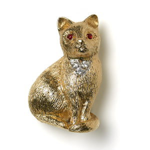 Cat with diamonds to chest
