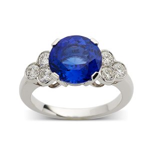Sapphire with diamond trefoil shoulder